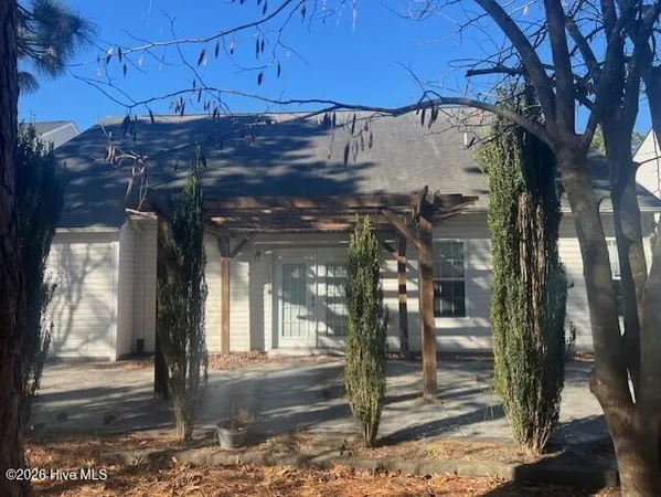 $2,200 | 735 Thrush Drive, Vass, NC 28394