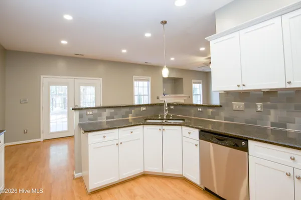 $2,200 | 735 Thrush Drive, Vass, NC 28394