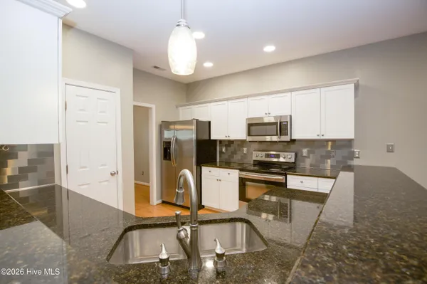 $2,200 | 735 Thrush Drive, Vass, NC 28394