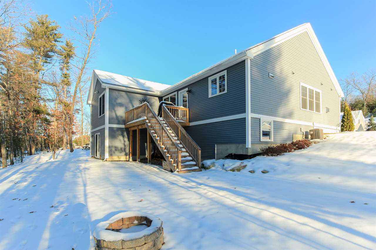 22 Calla Road Londonderry, NH 03053 - Photo 3 of 24