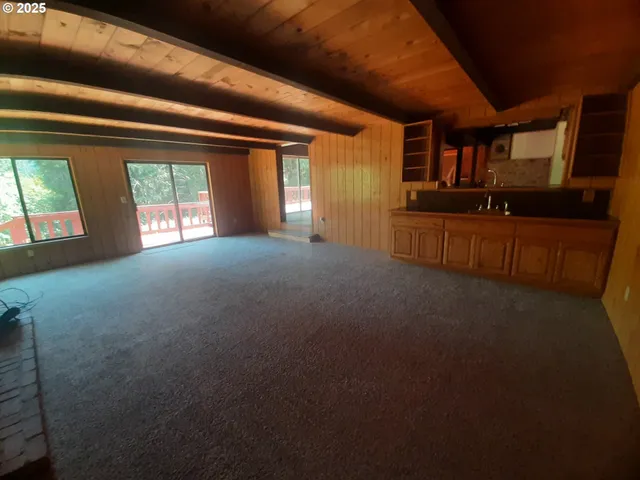 $499,900 | 252 May Creek Road, Days Creek, OR 97429