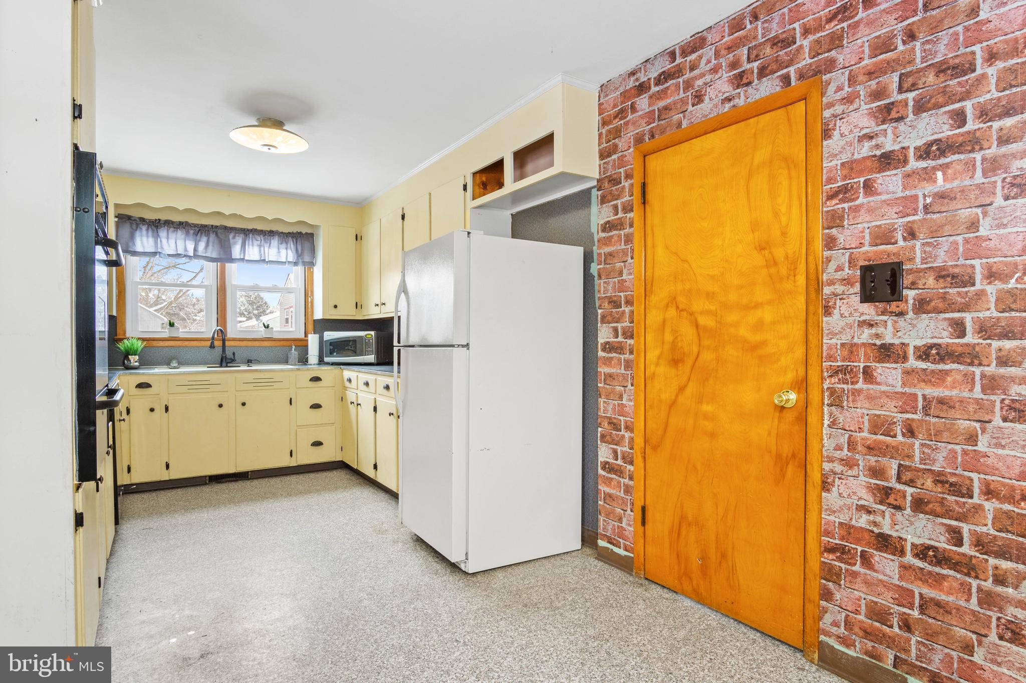 1760 Almonesson Road Deptford, NJ 08096 - Photo 7 of 21