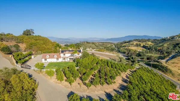 $1,599,000 | 27120 Avenida Del Oro, Temecula, CA 92590