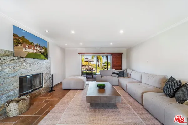 $1,599,000 | 27120 Avenida Del Oro, Temecula, CA 92590