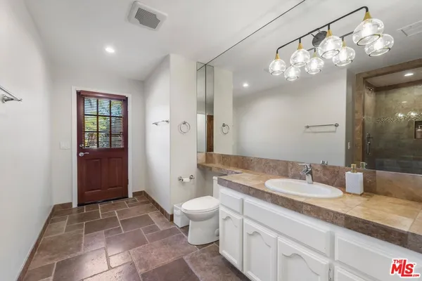 $1,599,000 | 27120 Avenida Del Oro, Temecula, CA 92590