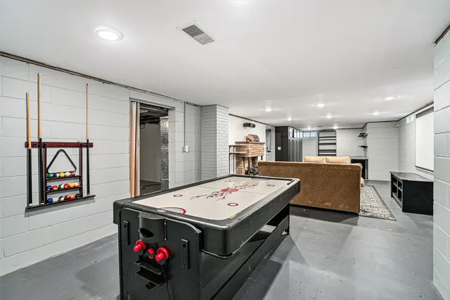 $235,500 | 21 South 15th Street, Niles, MI 49120