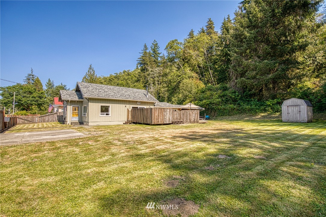 326 Endresen Road Hoquiam, WA 98550 - Photo 4 of 27 Gallery Image 4