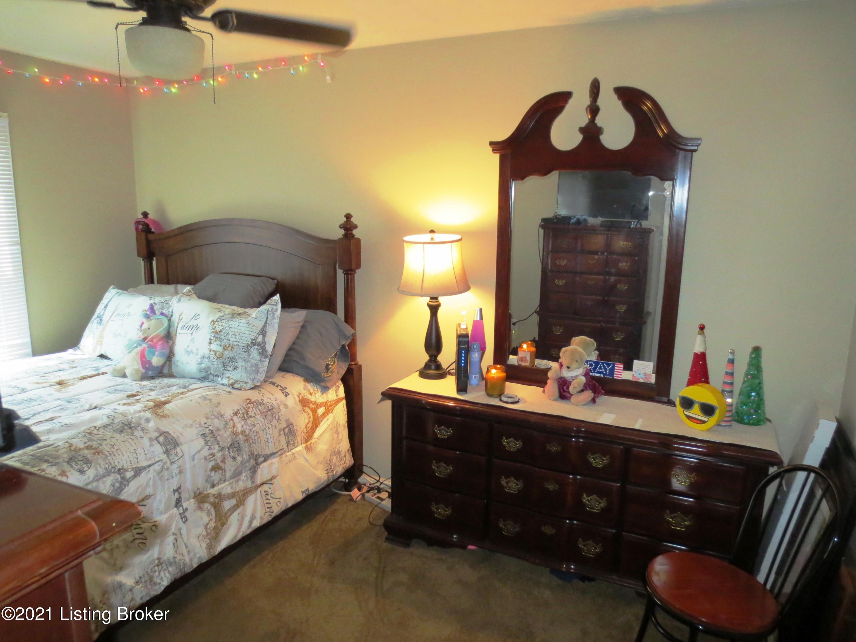 11824 Olde Spring Road Louisville, KY 40245 - Photo 35 of 38 IMG_0155