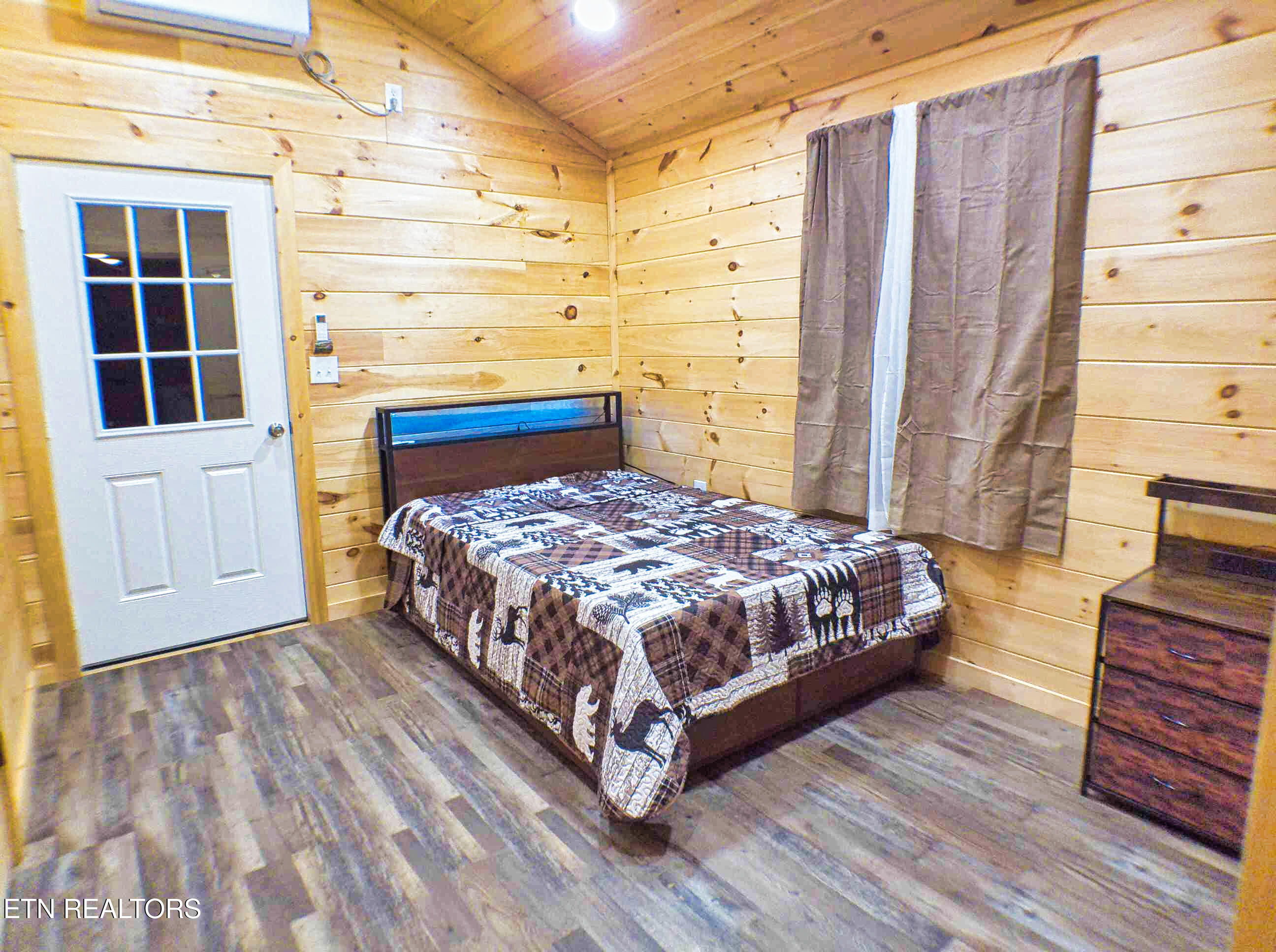 137 John Cox Road Deer Lodge, TN 37726 - Photo 35 of 43 ANMP0023