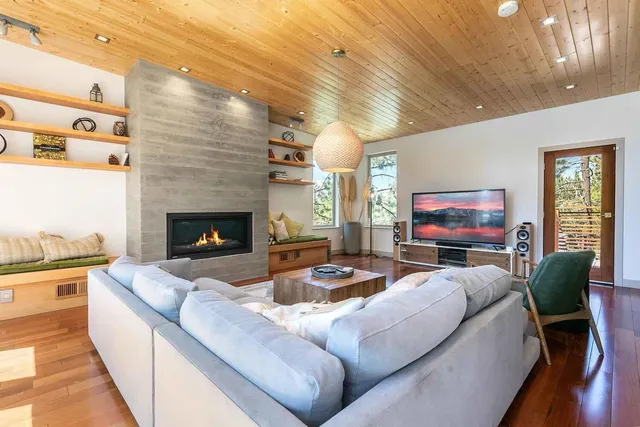 $275,000 | 3737 Terrace Drive, South Lake Tahoe, CA 96150