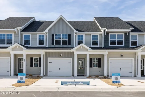 $377,400 | 227 Cline Way, Unit 103 1809 LIVE OAK, Beaufort, NC 28516