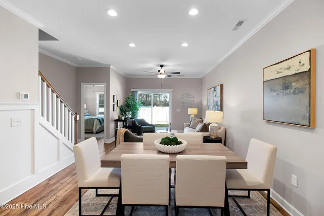 $377,400 | 227 Cline Way, Unit 103 1809 LIVE OAK, Beaufort, NC 28516