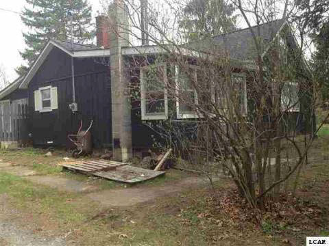 10951 Moscow Road Jonesville, MI 49250 - Photo 6 of 14 20354662-5.JPG