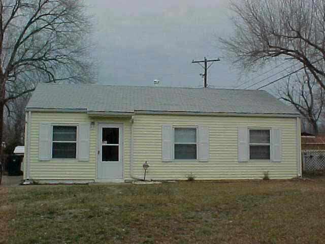 1320 East Evanston Street Wichita, KS 67219 - Photo 1 of 1
