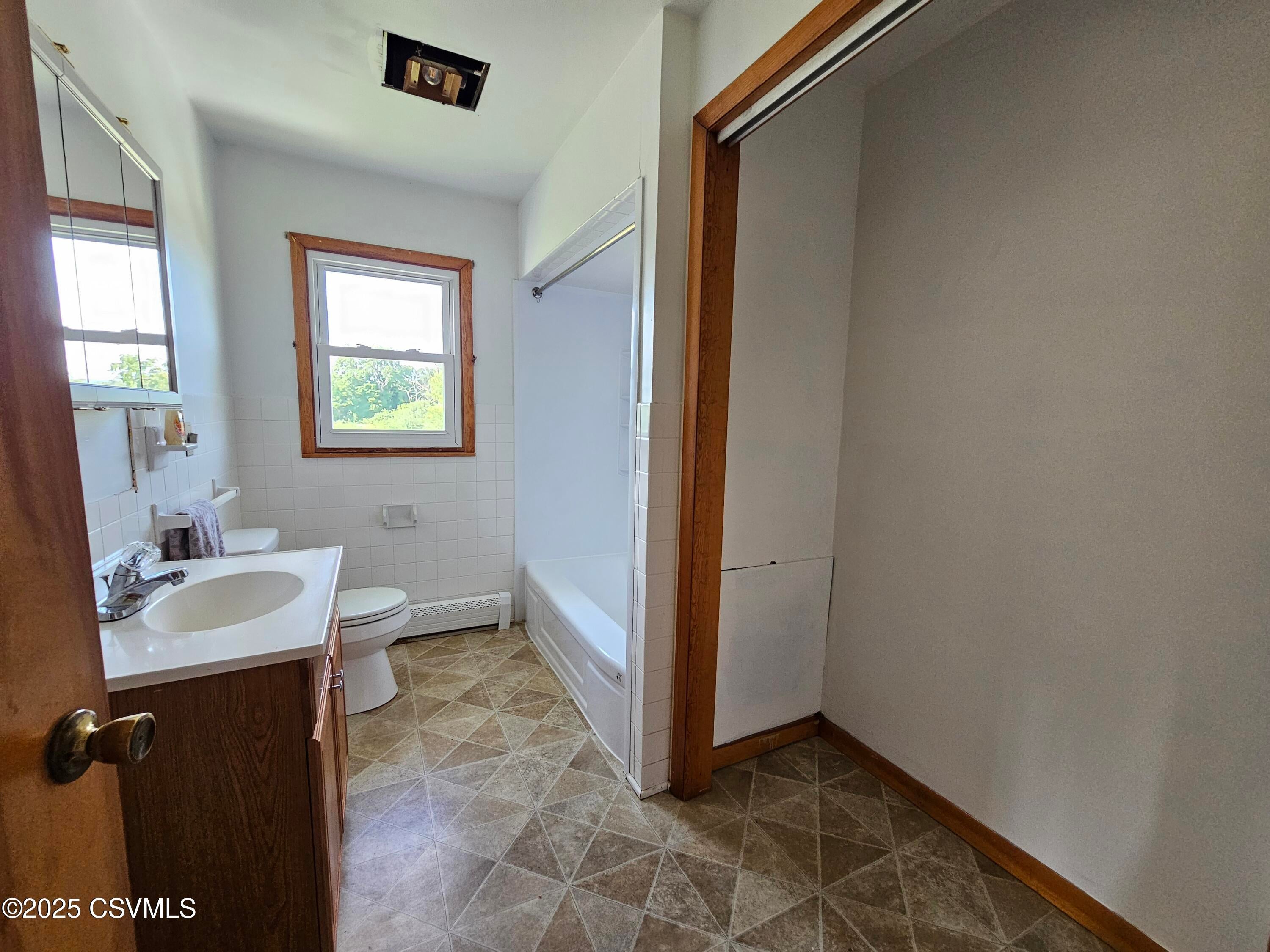 516 Washingtonville Road Danville, PA 17821 - Photo 26 of 37 Full Bath 3