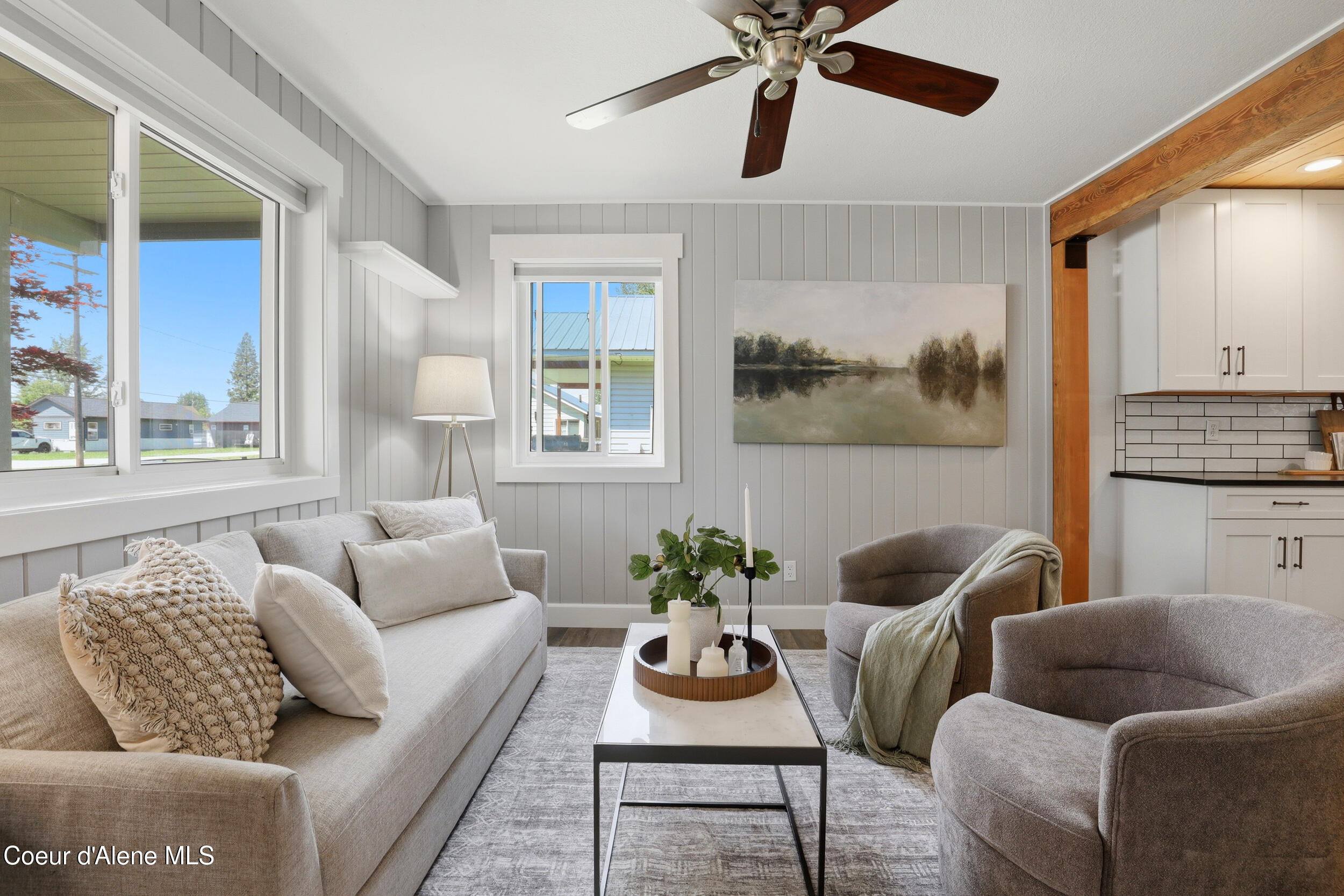 95 Whiskey Jack Road Sandpoint, ID 83864 - Photo 6 of 29 living room