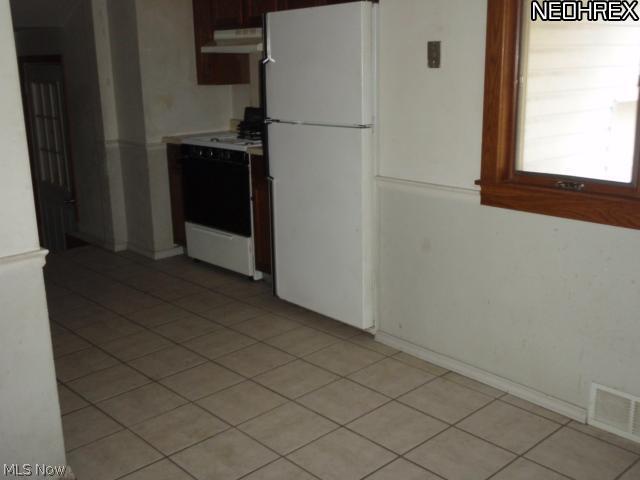4488 Viall Road Youngstown, OH 44515 - Photo 4 of 11 Gallery Image 4