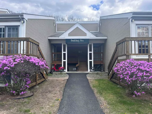 $245,000 | 30 Wolf Road, Unit 612, Lebanon, NH 03766