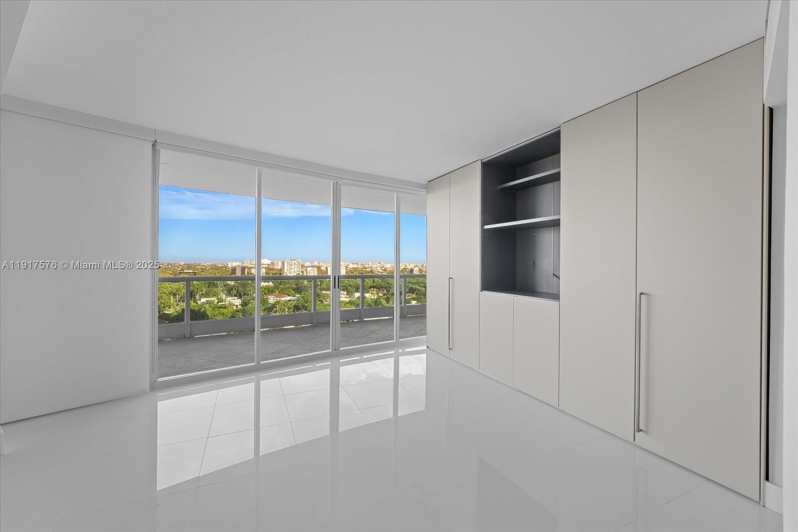 2127 Brickell Avenue, Unit 1606 Miami, FL 33129 - Photo 17 of 31