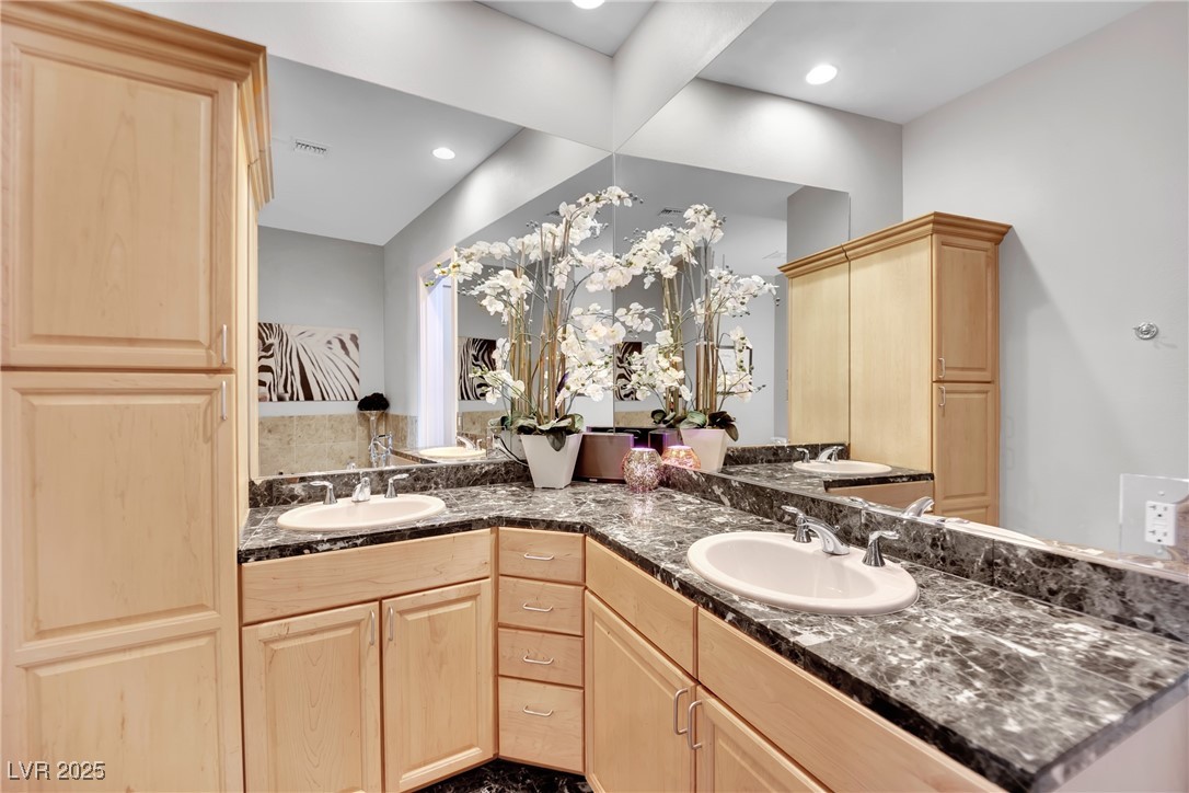 360 East Desert Inn Road, Unit 1803 Las Vegas, NV 89109 - Photo 51 of 67 Full bath featuring double vanity