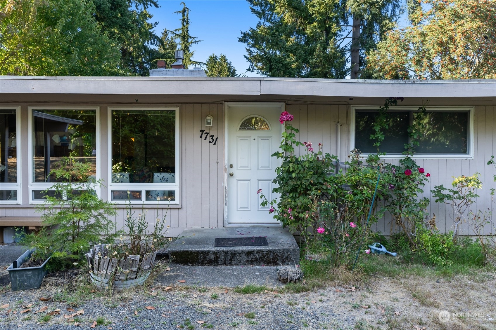 7731 196th Street Southwest Edmonds, WA 98026 - Photo 1 of 4 Gallery Image 1