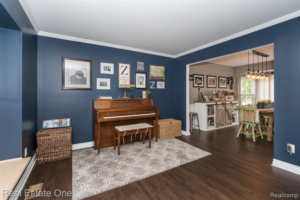 1935 Clear Point Court Rochester Hills, MI 48306 - Photo 16 of 24