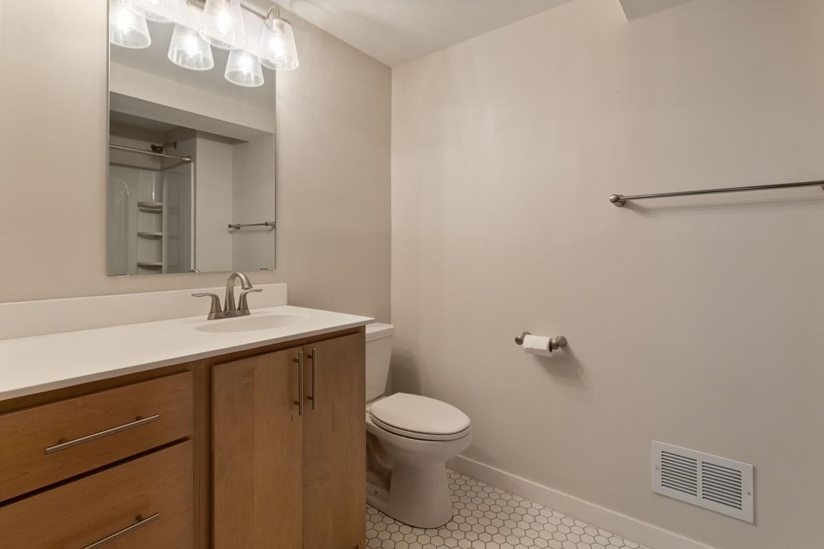 1292 County B Road West Roseville, MN 55113 - Photo 21 of 25