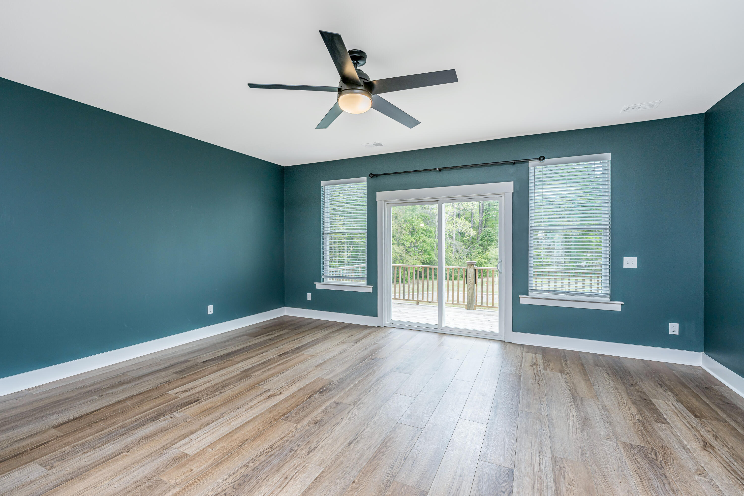 2004 Callaway Circle Hanahan, SC 29410 - Photo 13 of 36 2004CallawayCir007