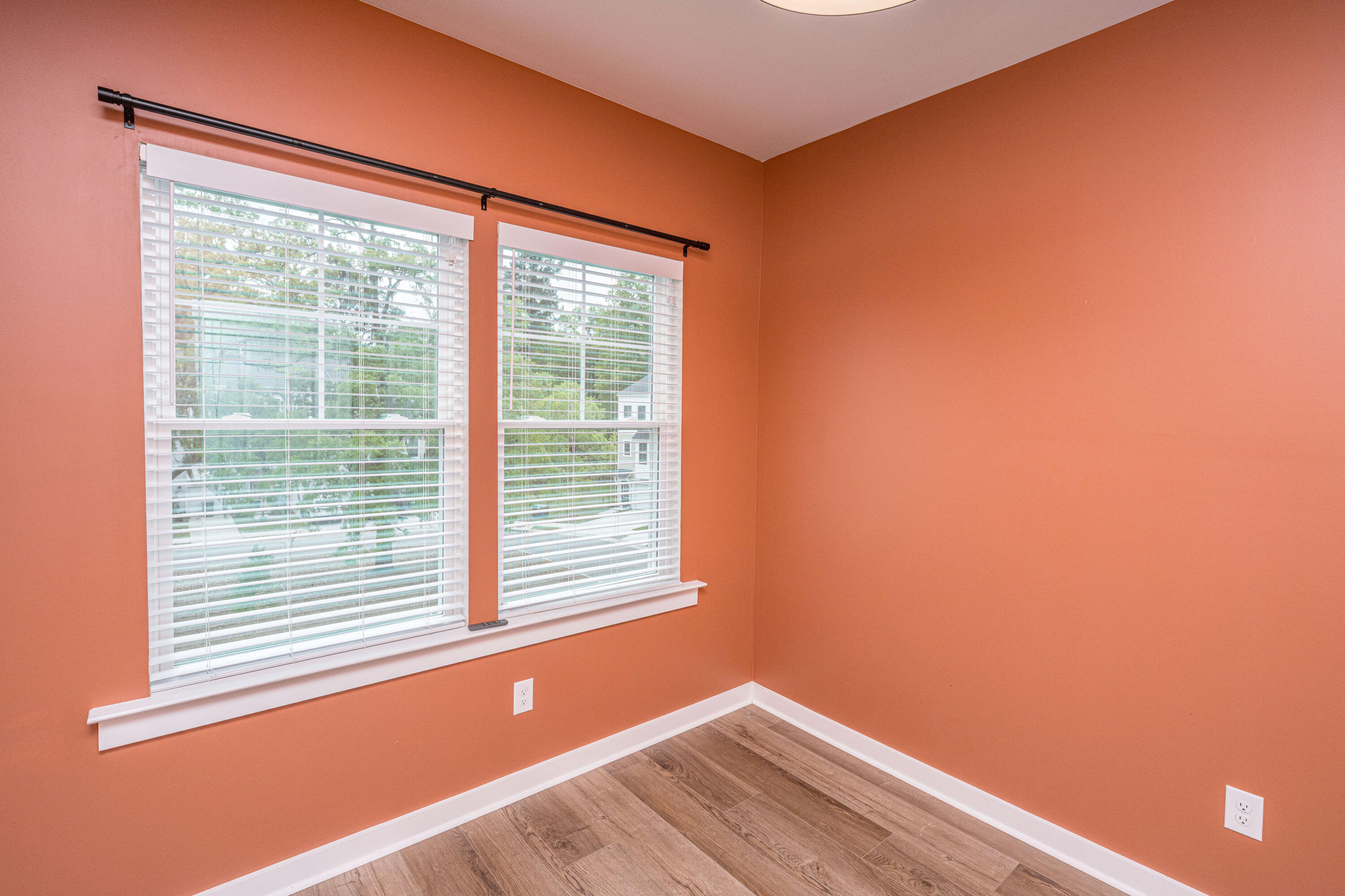 2004 Callaway Circle Hanahan, SC 29410 - Photo 22 of 36 2004CallawayCir038