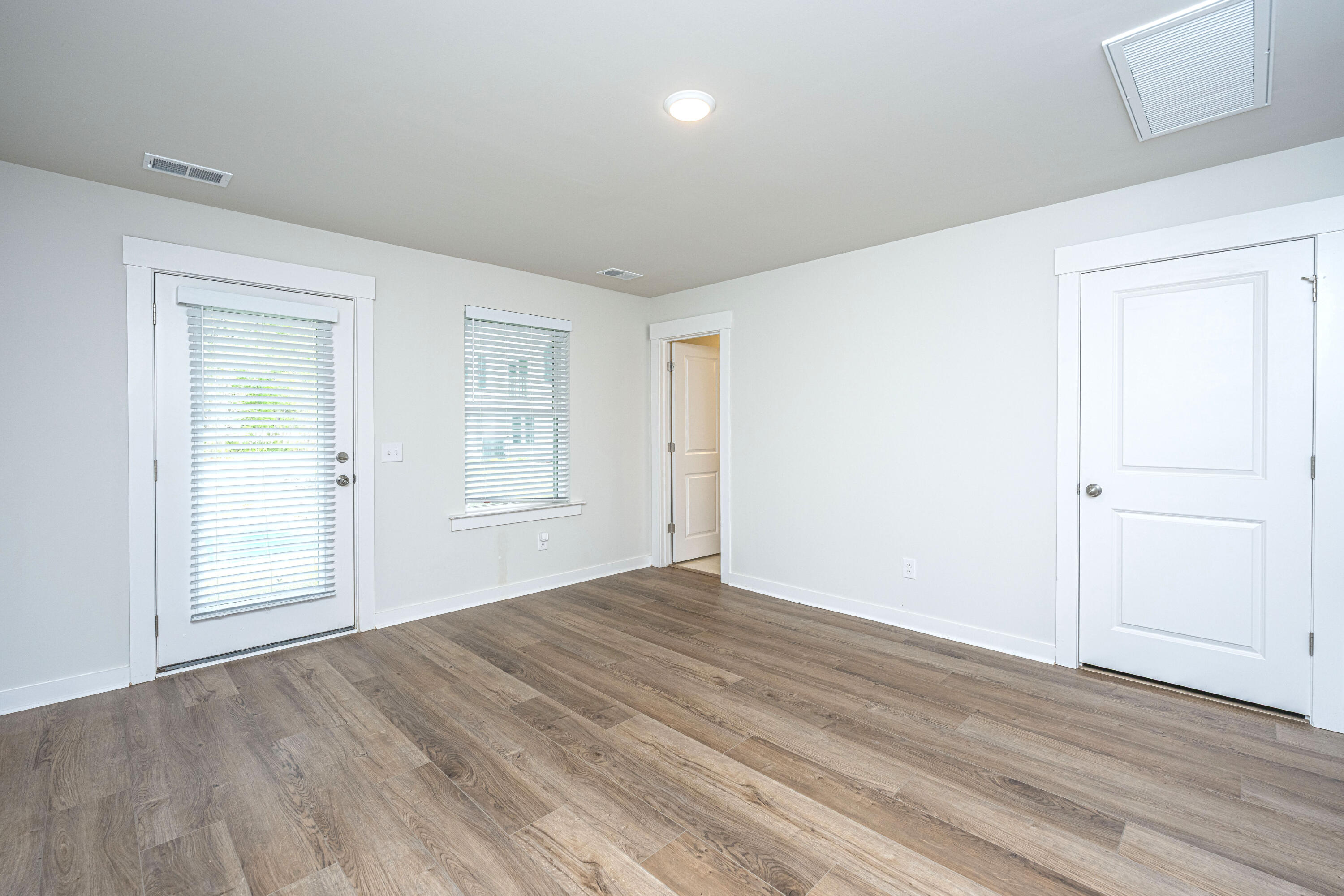 2004 Callaway Circle Hanahan, SC 29410 - Photo 30 of 36 2004CallawayCir029