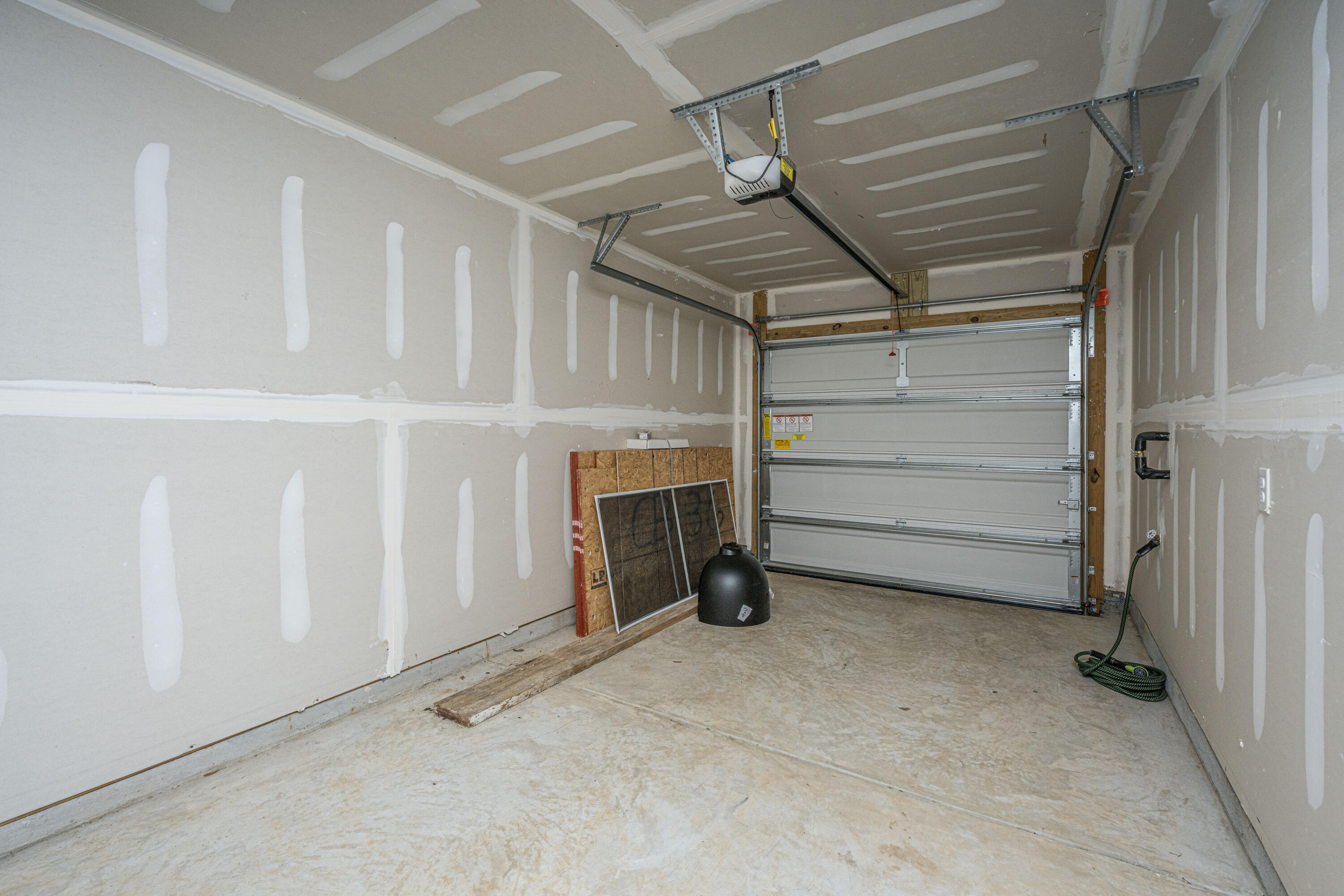 2004 Callaway Circle Hanahan, SC 29410 - Photo 36 of 36 2004CallawayCir047