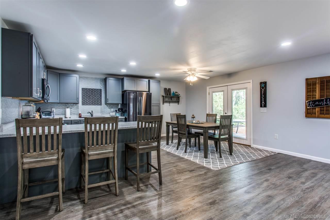 4220 Lakeshore Road Deckerville, MI 48427 - Photo 11 of 30 Gallery Image 11