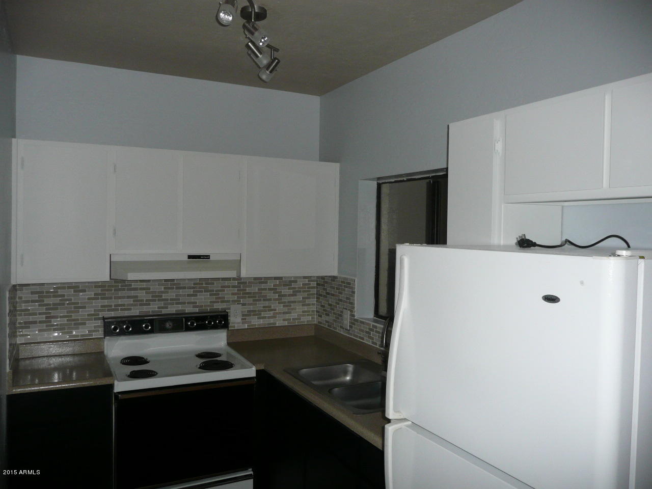 4124 West Elliot Road Laveen, AZ 85339 - Photo 84 of 87 Guest house kithcen