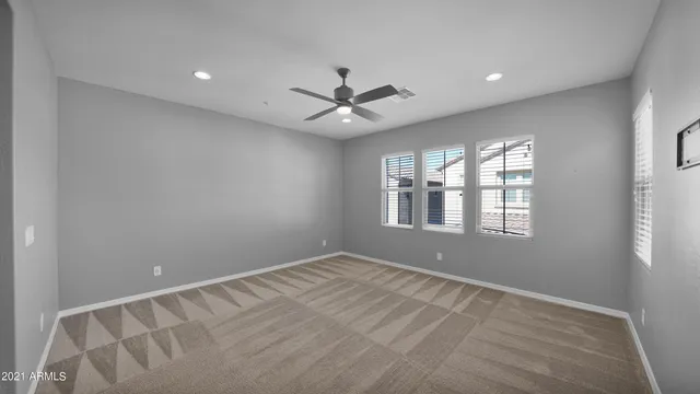 $2,450 | 2354 West Gloria Lane, Phoenix, AZ 85085