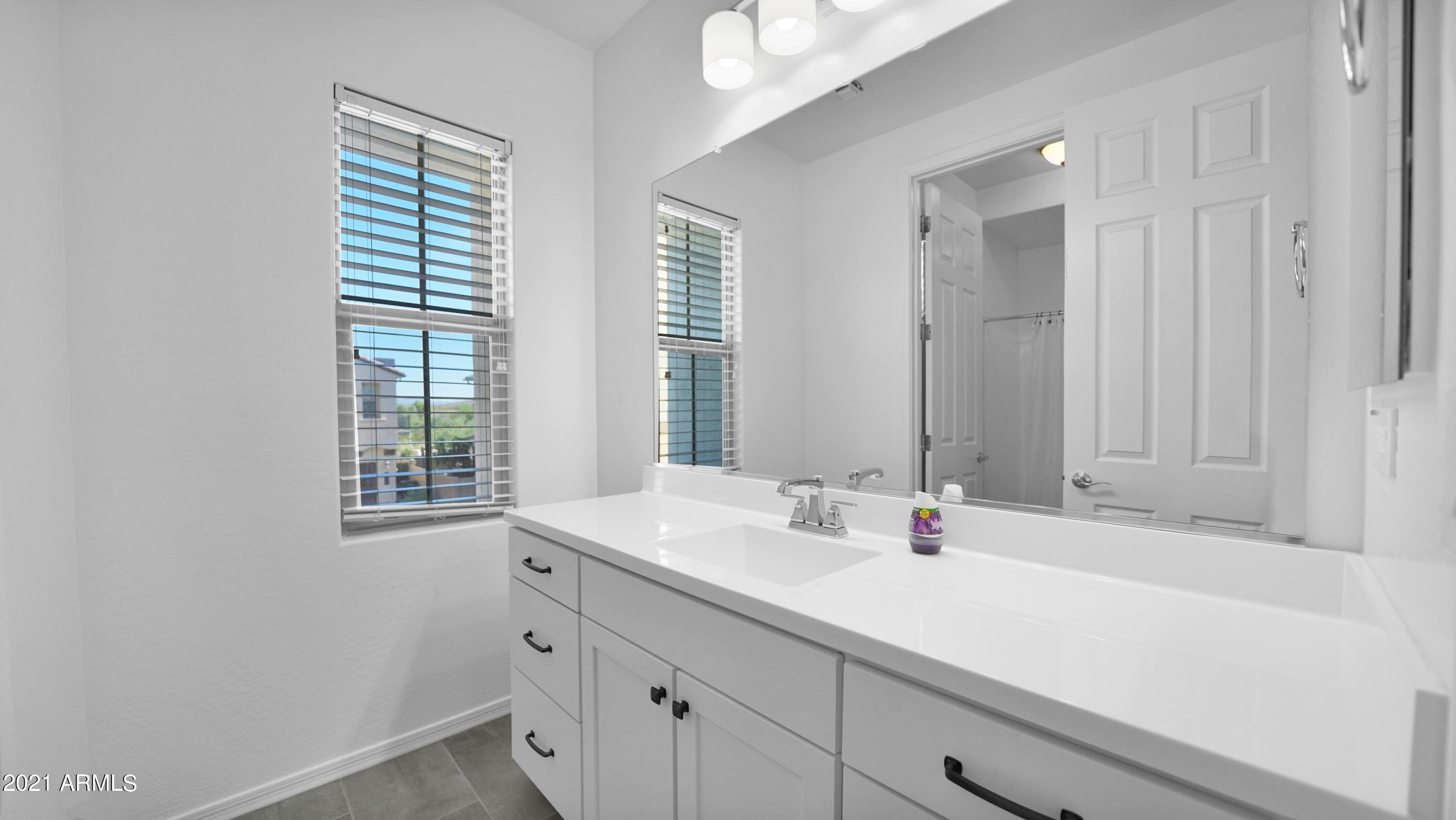 2354 West Gloria Lane Phoenix, AZ 85085 - Photo 23 of 44 24-print-DSC03623