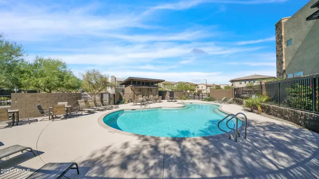 $2,450 | 2354 West Gloria Lane, Phoenix, AZ 85085