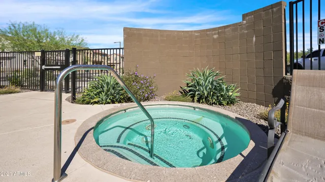 $2,450 | 2354 West Gloria Lane, Phoenix, AZ 85085