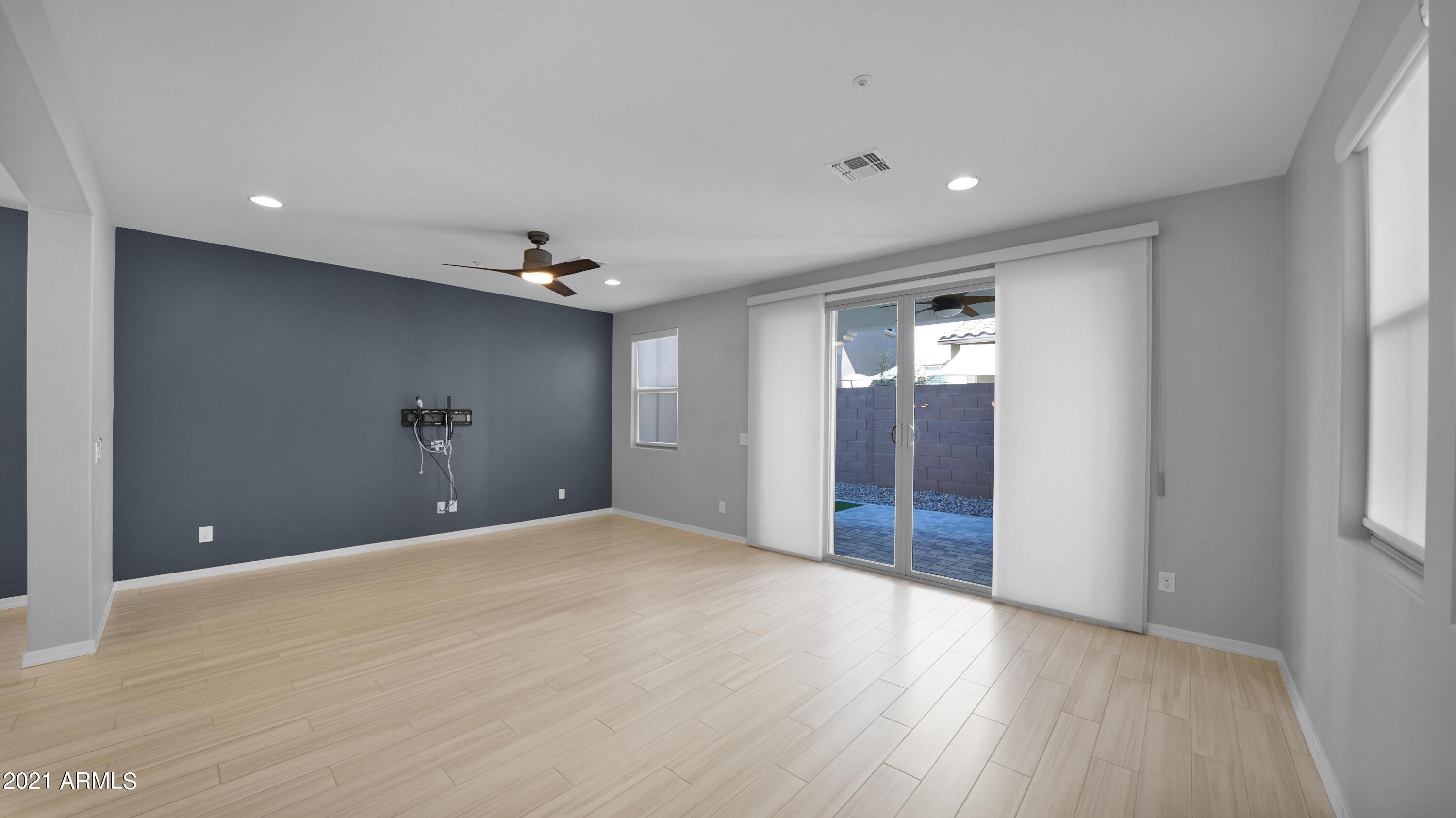 2354 West Gloria Lane Phoenix, AZ 85085 - Photo 6 of 44 6-print-DSC03592