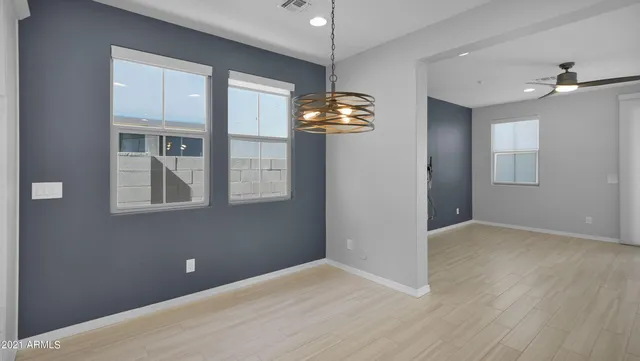 $2,450 | 2354 West Gloria Lane, Phoenix, AZ 85085