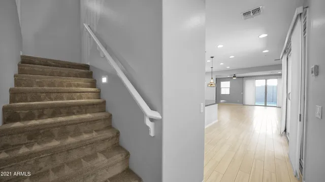 $2,450 | 2354 West Gloria Lane, Phoenix, AZ 85085