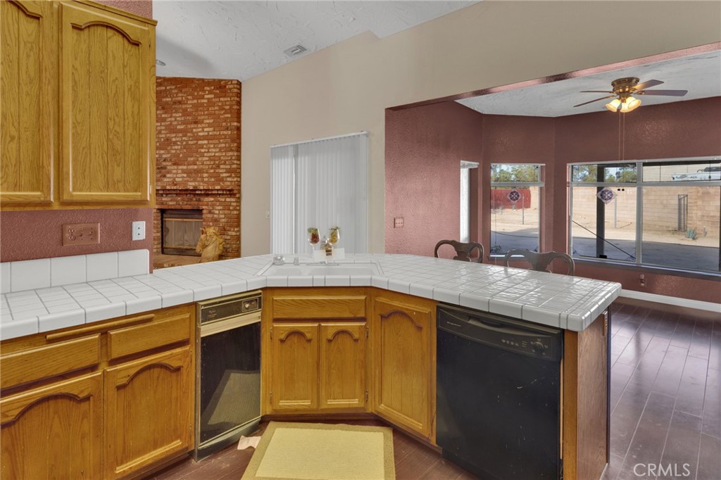 13889 Olathe Road Apple Valley, CA 92307 - Photo 28 of 63
