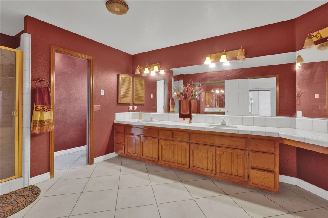 13889 Olathe Road Apple Valley, CA 92307 - Photo 43 of 63