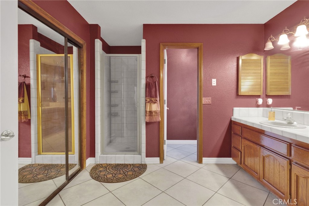 13889 Olathe Road Apple Valley, CA 92307 - Photo 44 of 63