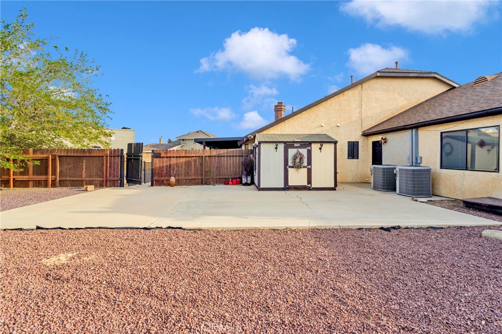 13889 Olathe Road Apple Valley, CA 92307 - Photo 56 of 63