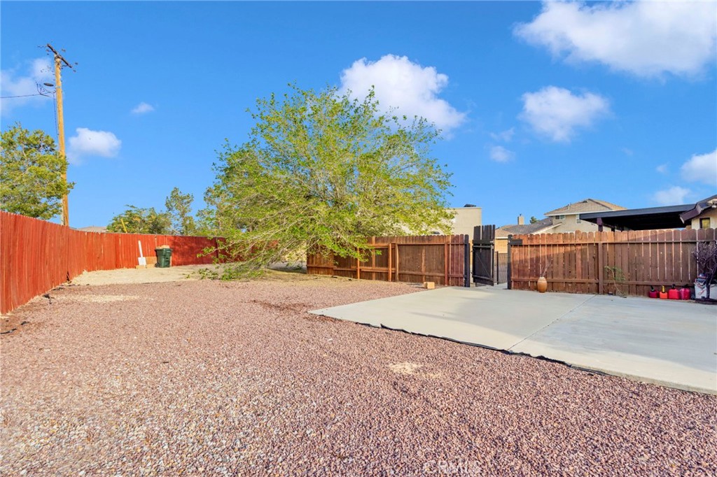 13889 Olathe Road Apple Valley, CA 92307 - Photo 57 of 63