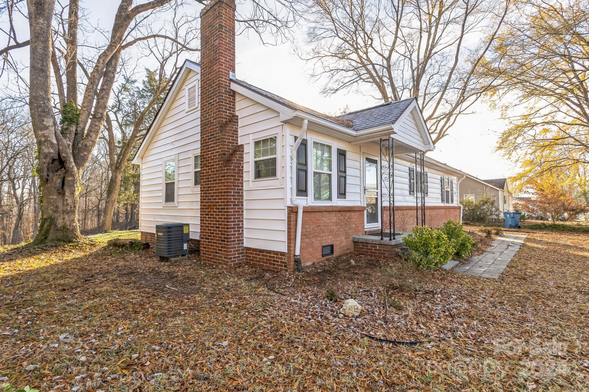 3819 Centergrove Road Concord, NC 28025 - Photo 2 of 30 Gallery Image 2