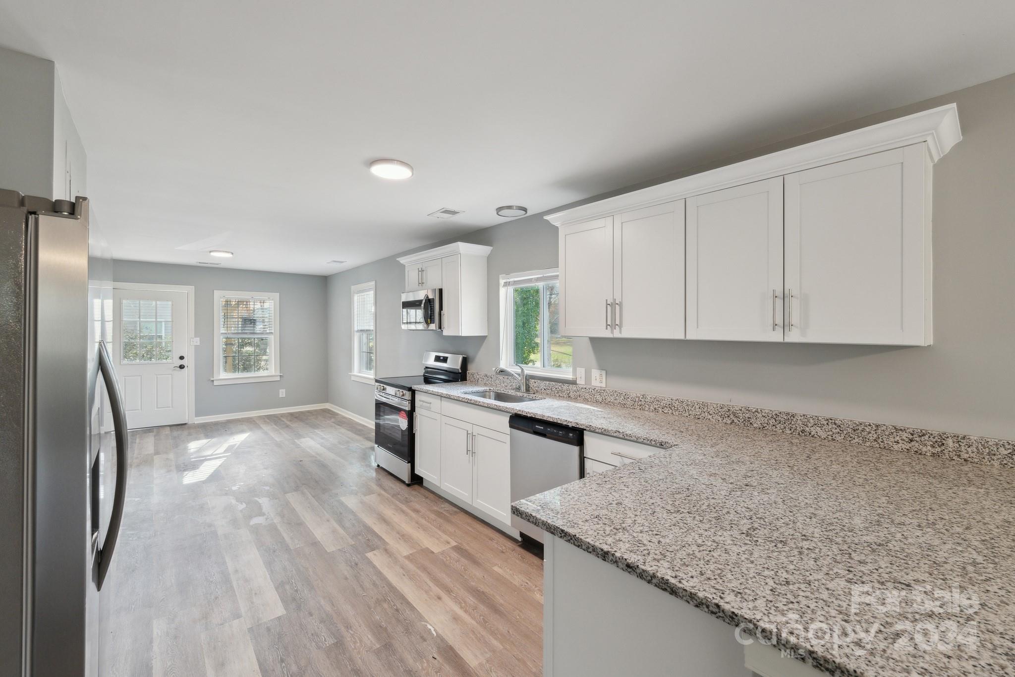 3819 Centergrove Road Concord, NC 28025 - Photo 4 of 30 Gallery Image 4