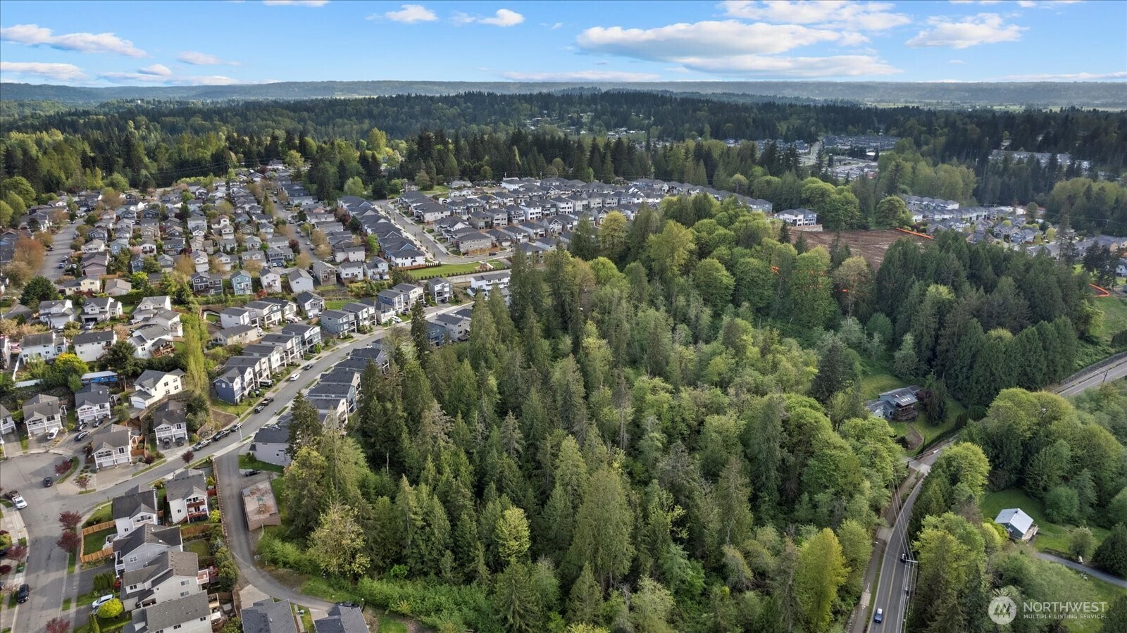 10928 South Lake Stevens Road Lake Stevens, WA 98258 - Photo 8 of 10 a view of a city