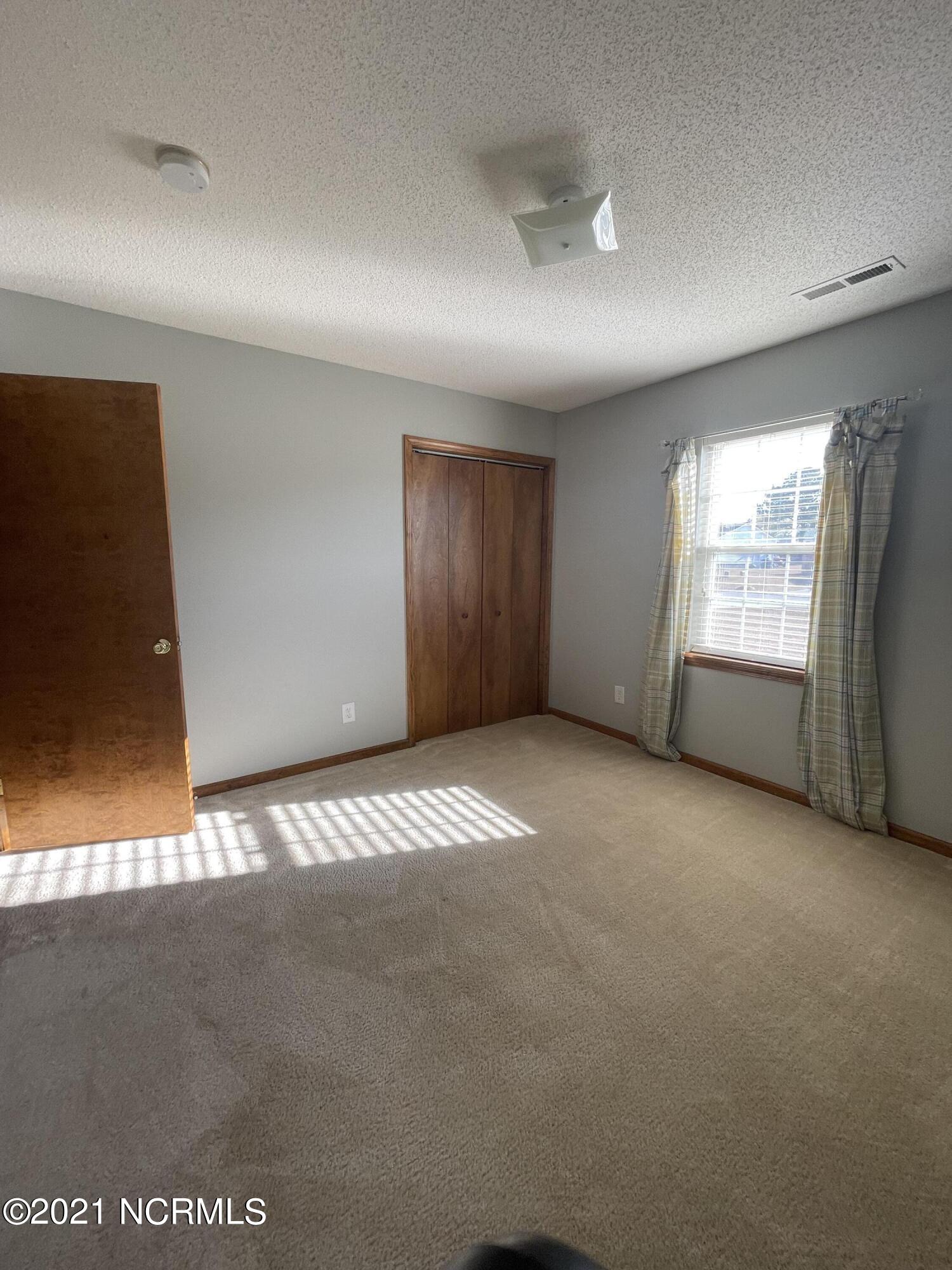 128 Linden Road Richlands, NC 28574 - Photo 22 of 38 IMG_2598