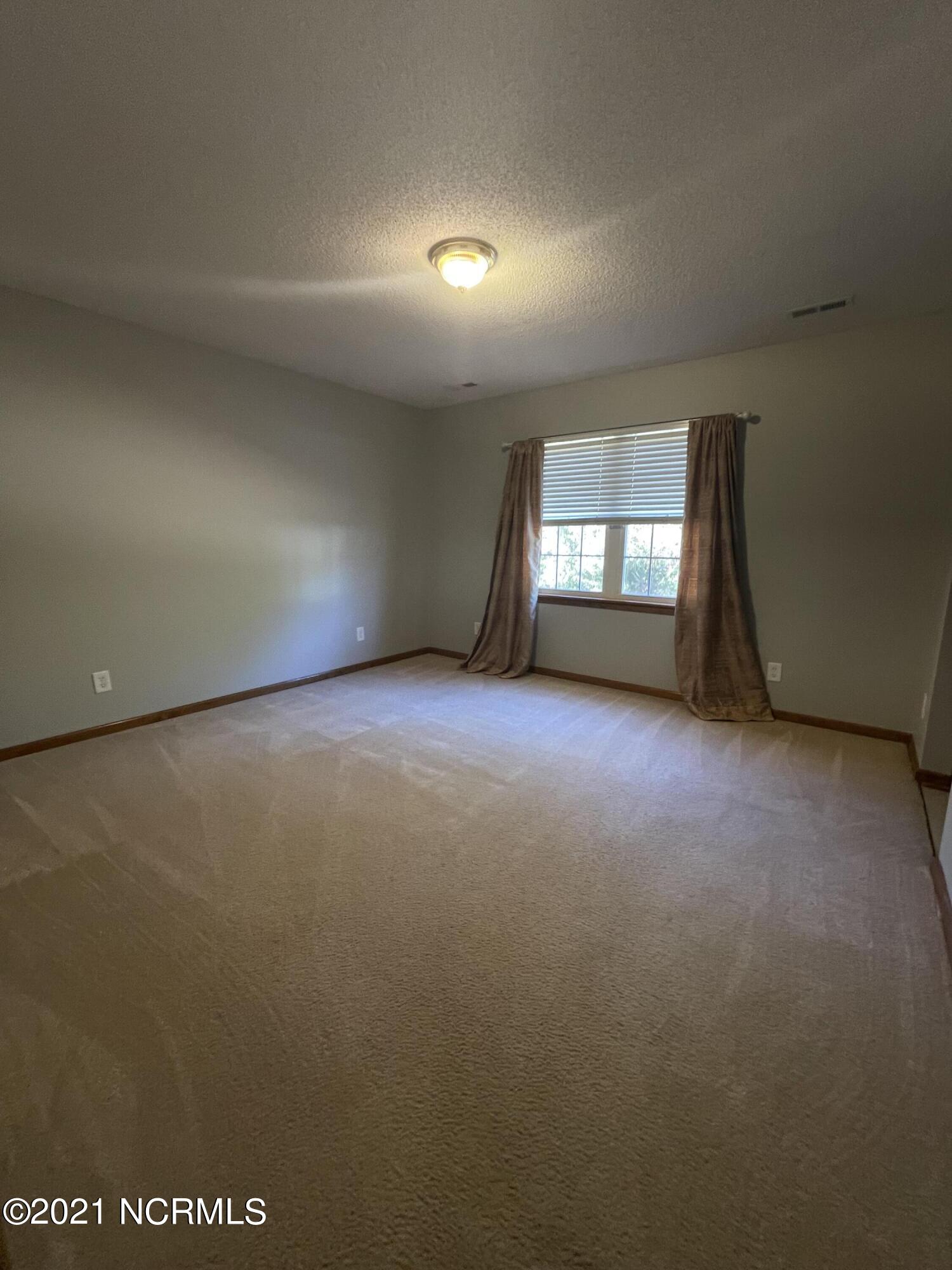 128 Linden Road Richlands, NC 28574 - Photo 24 of 38 IMG_2585